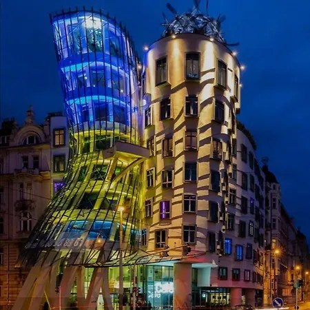 Botanic Garden Apartament Praha Center شقة *