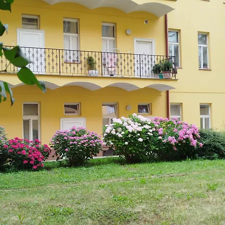 Botanic Garden Apartament Praha Center شقة