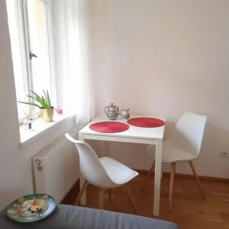 Botanic Garden Apartament Praha Center Apartment Prague